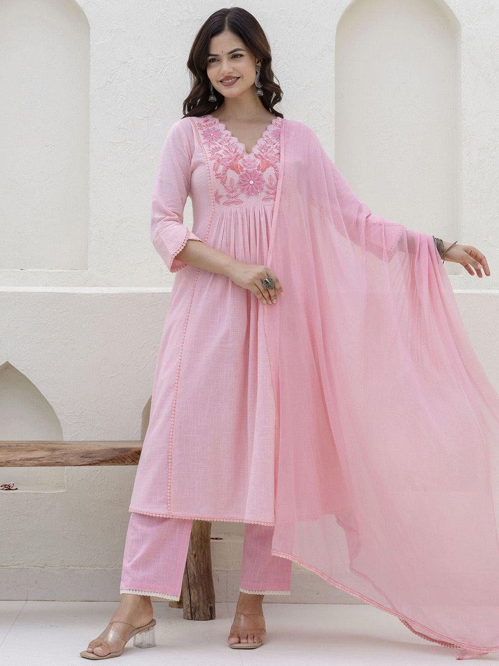 Women's Light Pink Floral Embroidered Anarkali Kurta Set with Dupatta | Festive Ethnic Wear