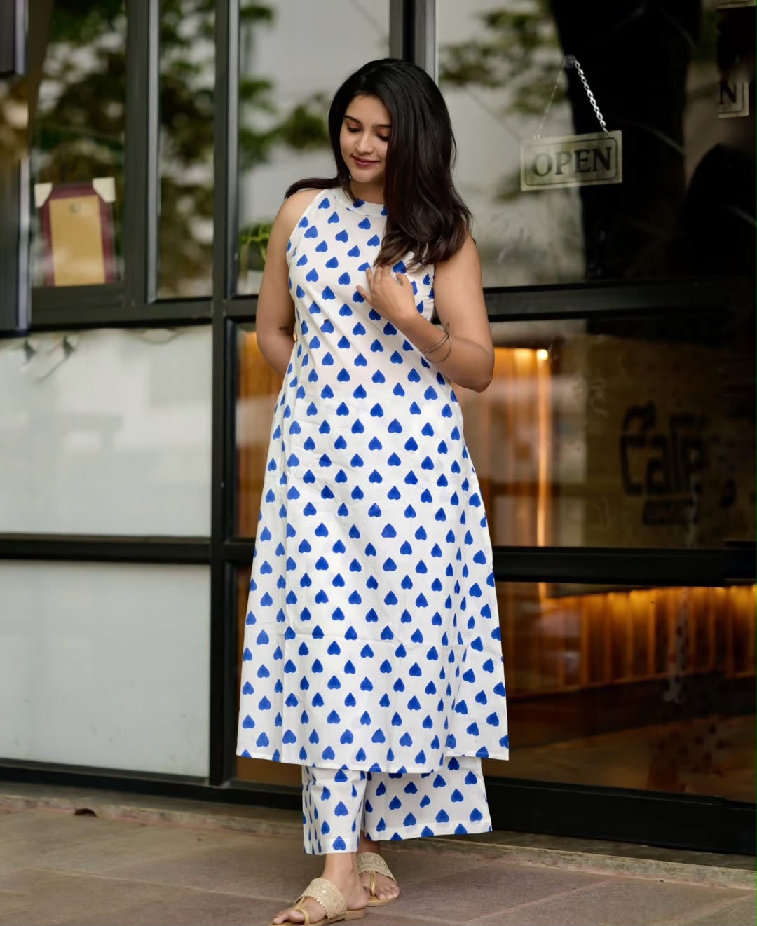 Sleeveless Halter-Neck A-Line Kurta with Wide-Leg Pants Set
