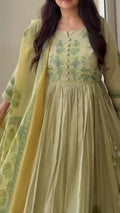 Women's Light Green Floral Printed & Embroidered Anarkali Suit Set